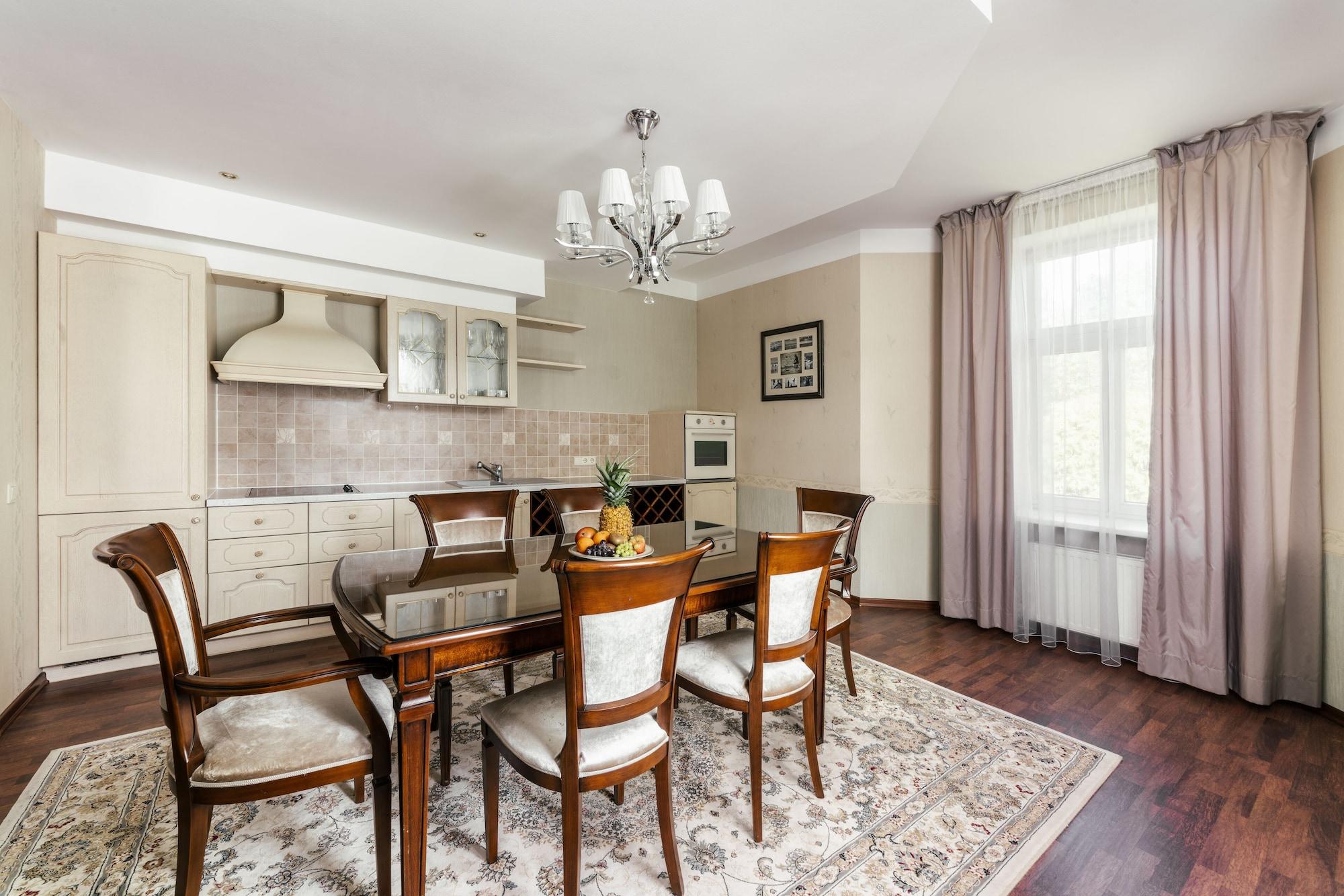 Baltic & Hotell 5*